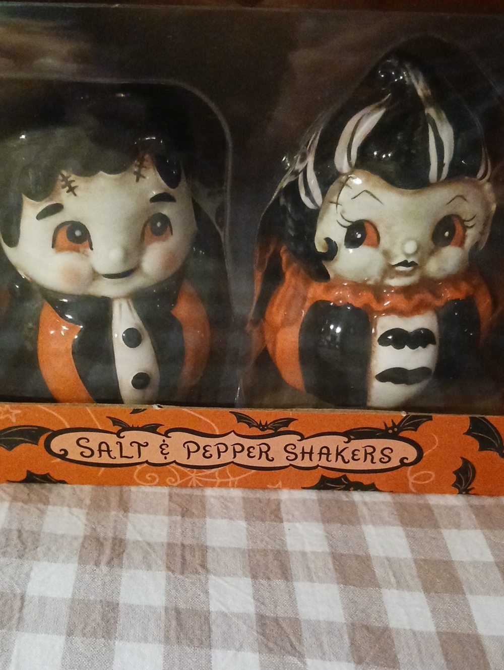 Johanna Parker Mr. & Mrs. Frank Salt & Pepper Shakers NIB Never Opened!